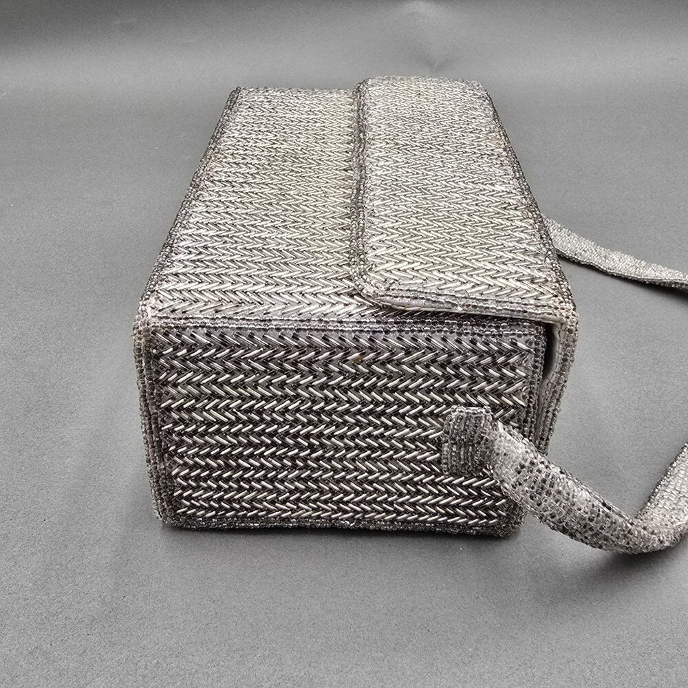 VTG Silver Beaded Herringbone Evening Bag Top Handle 50s La Regale READ - Picture 4 of 15